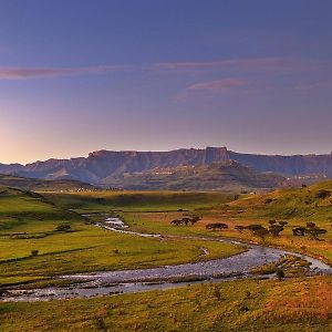 Hlalanathi Drakensberg Resort